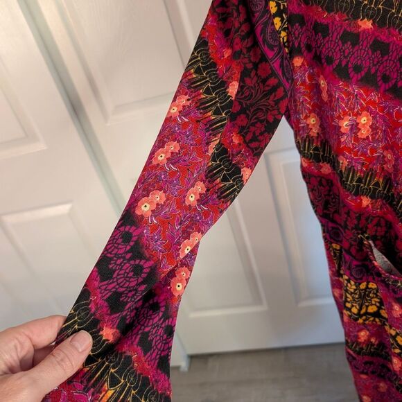 LuLaRoe Multicolor Patterned Cardigan - Picture 3 of 6